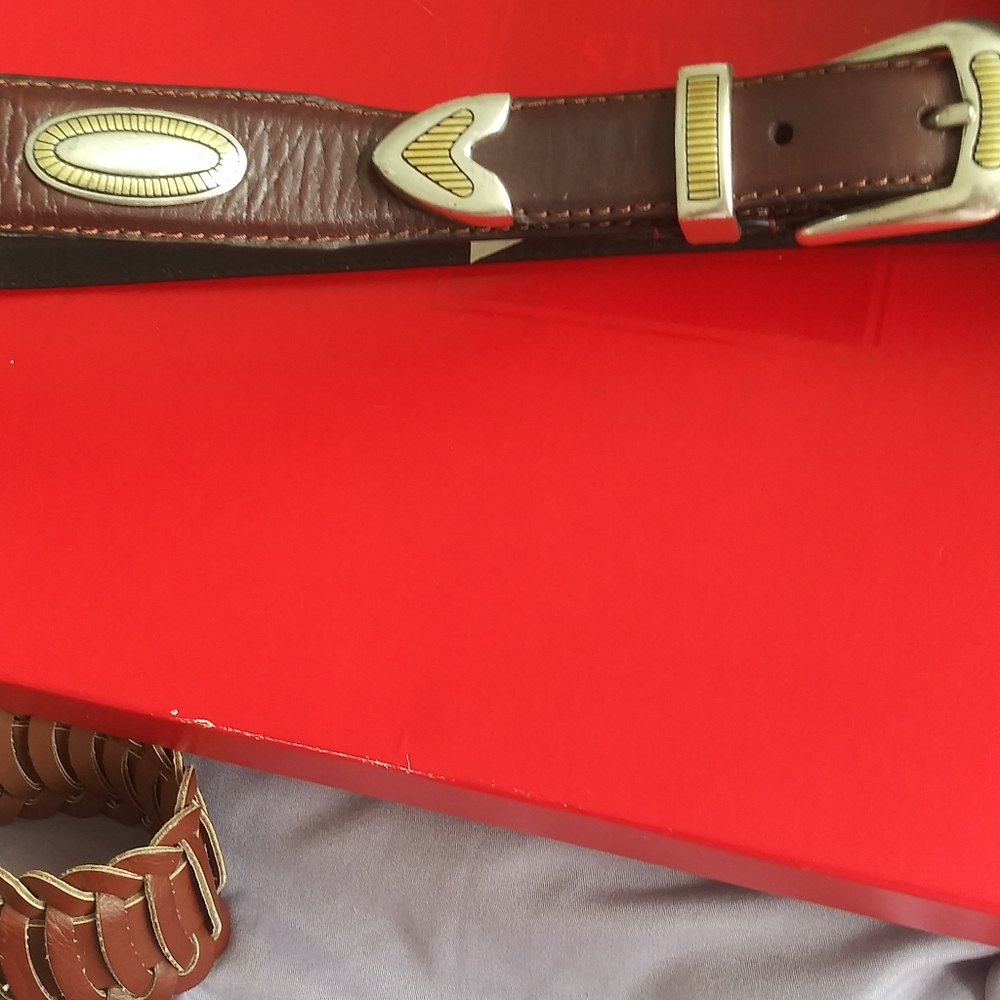 Kenneth Cole light weight leather$100+Free Belt( - Picture 12 of 15